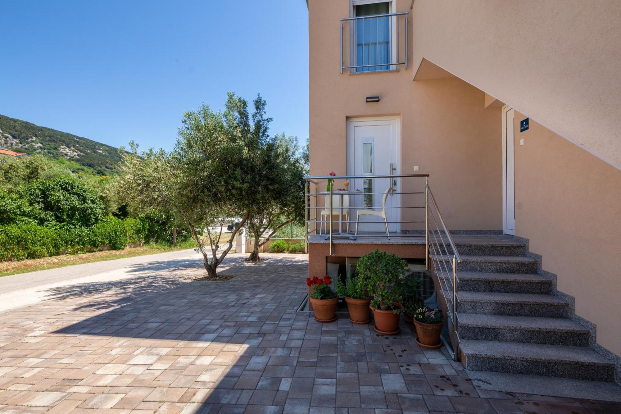 Apartments Viktorija 2 باشْكا الغرفة الصورة