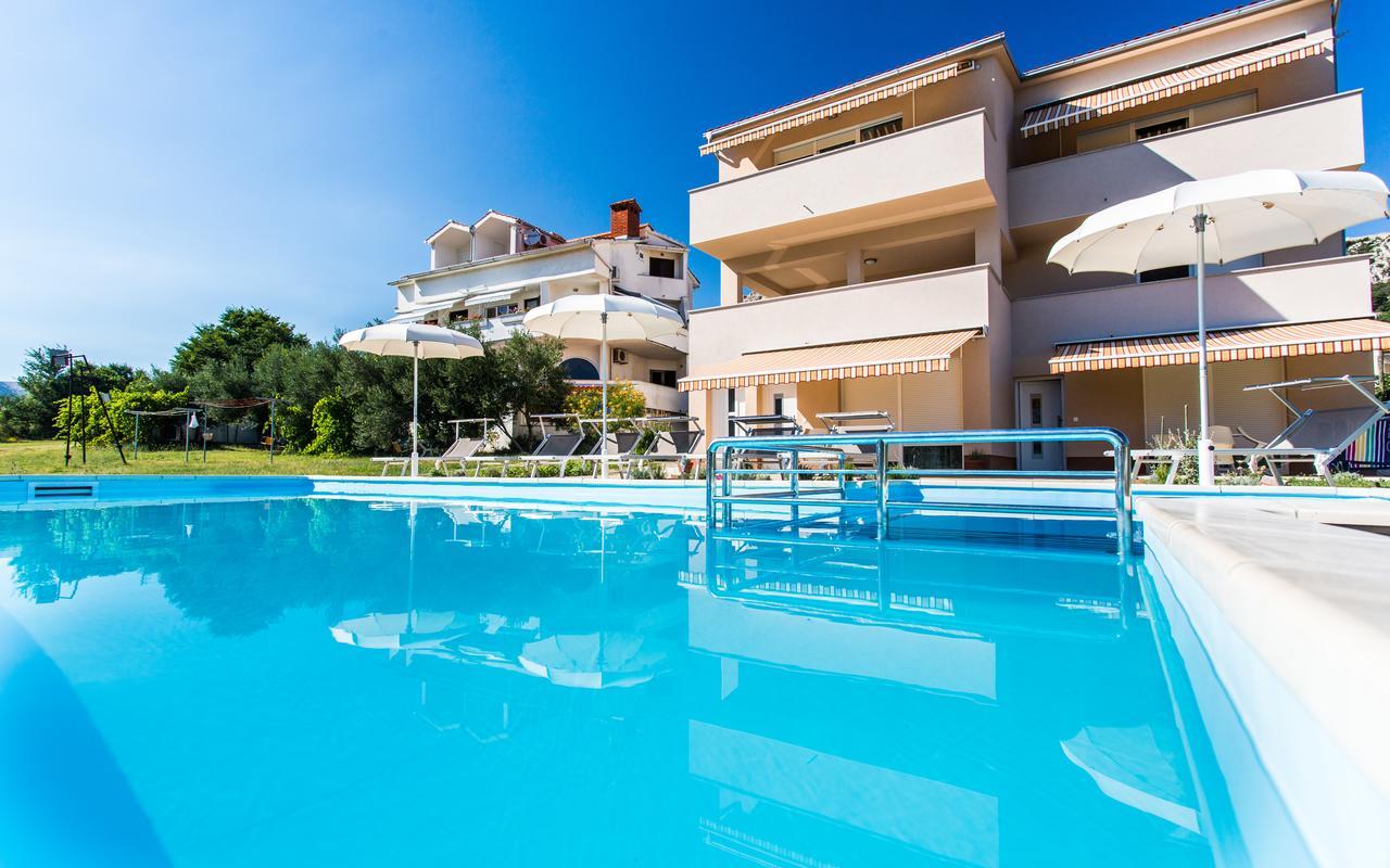 Apartments Viktorija 2 باشْكا المظهر الخارجي الصورة