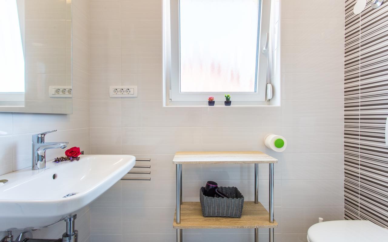 Apartments Viktorija 2 باشْكا المظهر الخارجي الصورة